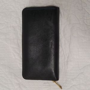 Pre-owned wallet